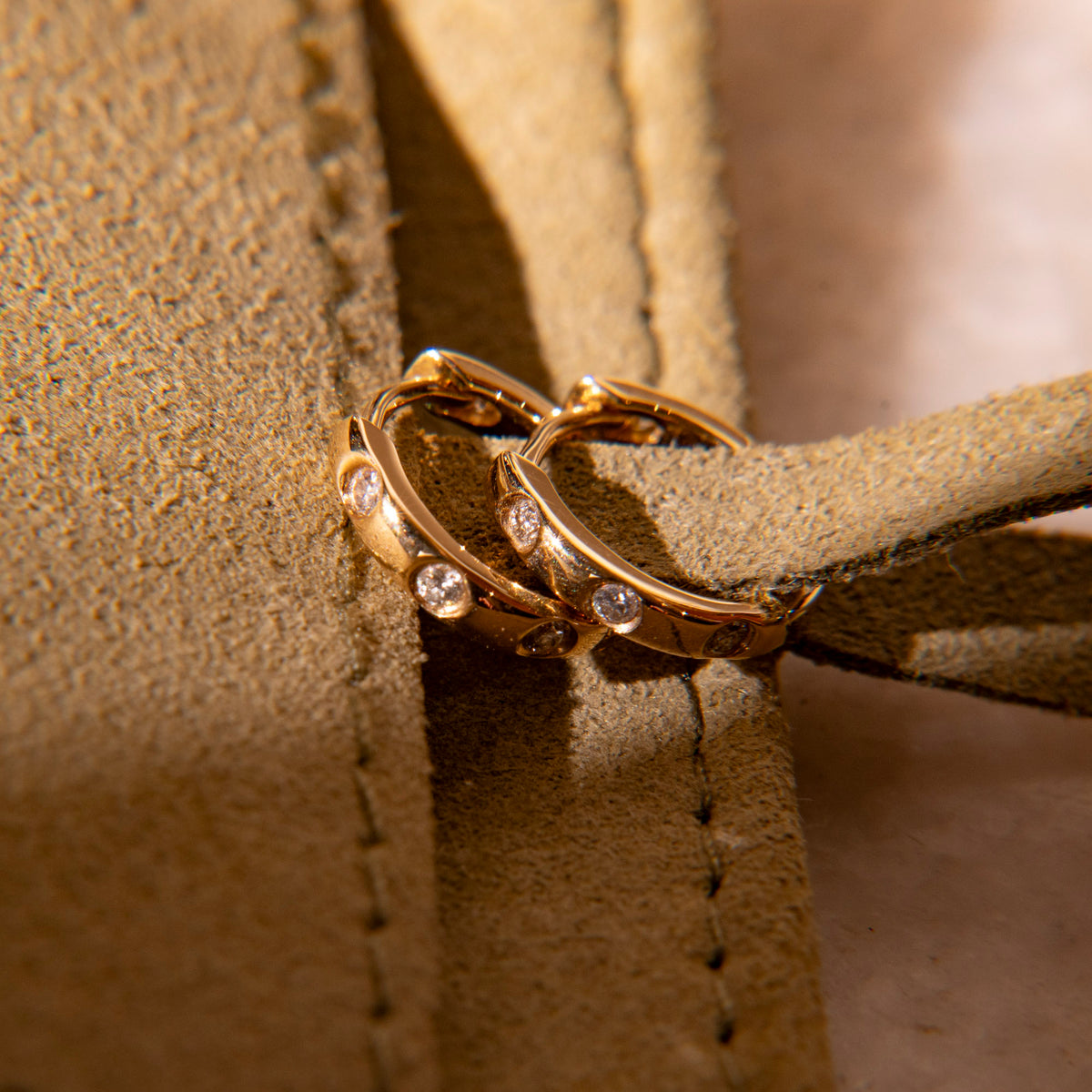 Creolen mit Diamanten