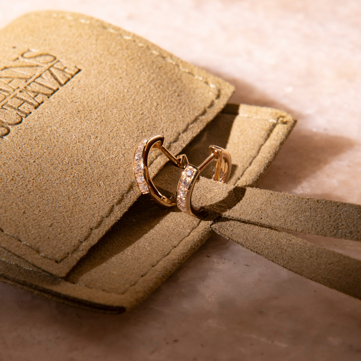 Creolen mit Diamanten