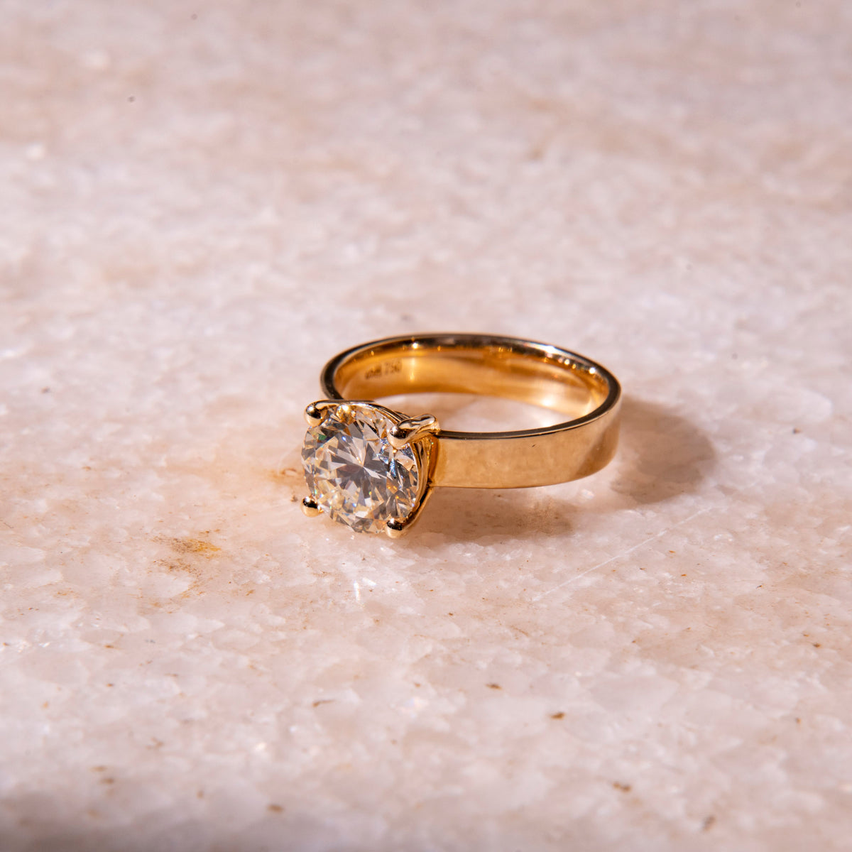 Solitär Ring mit 2,20ct Diamant