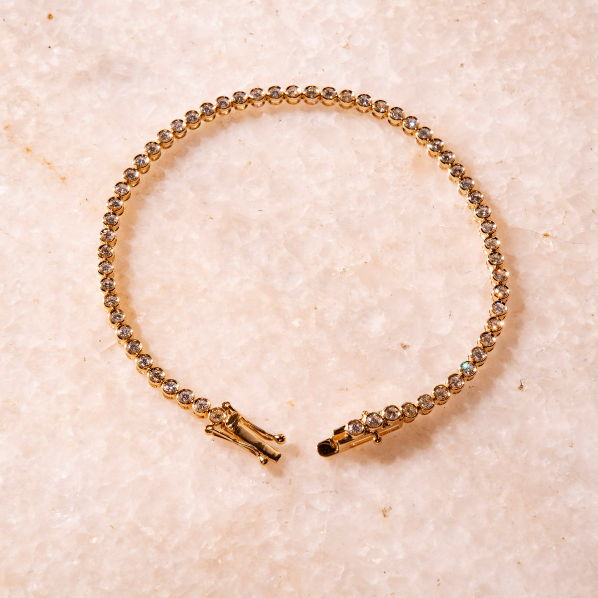 Tennis-Armband mit Diamanten