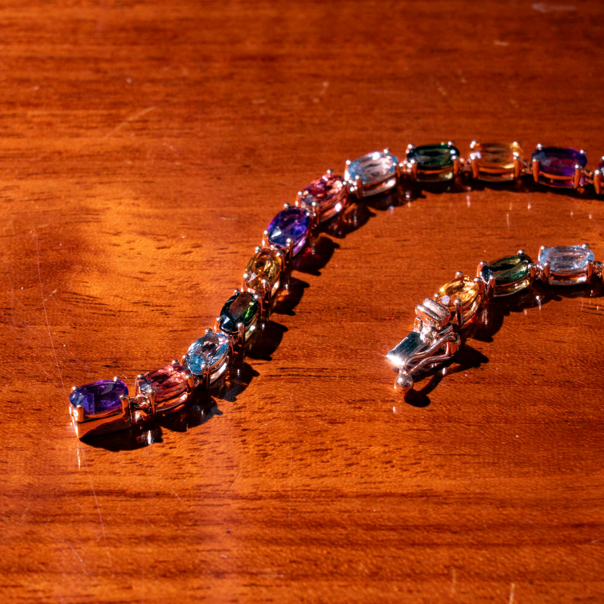 Farbenfrohes Roségold Armband