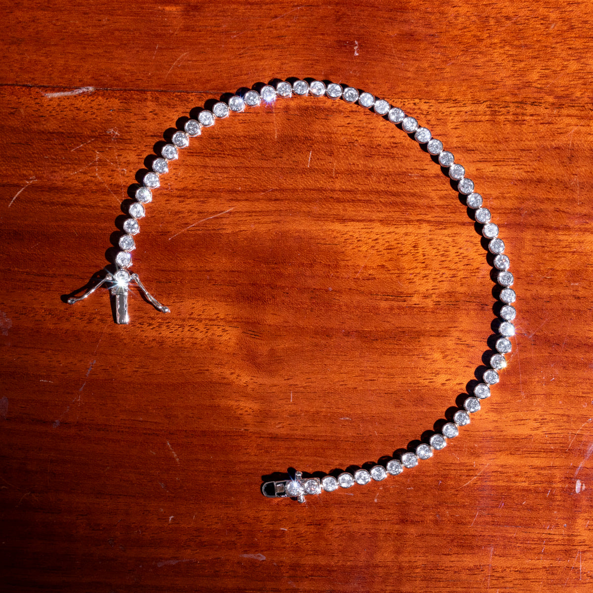 Tennis-Armband mit Diamanten