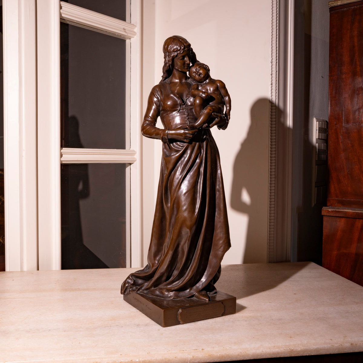 Bronzefigur „Clotilde de Surville“ (zugeschrieben Paul Dubois)